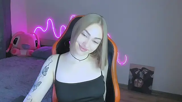 LaraKrein lk online show from January 2026 12:20:01 PM