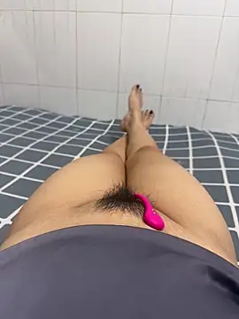 sharon-Hanna online show from December 2025 02:48:01 PM