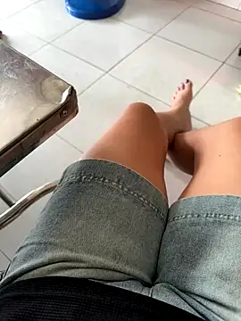 sharon-Hanna online show from November 2025 01:10:02 AM