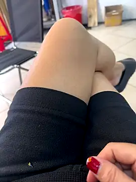 sharon-Hanna online show from October 2025 01:27:02 AM