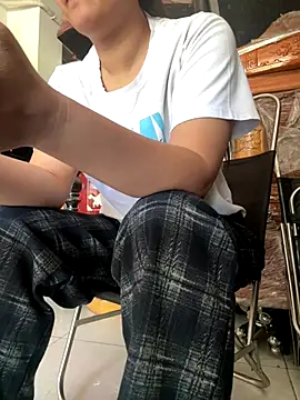 sharon-Hanna online show from November 2025 01:38:01 AM