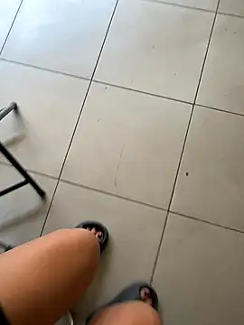 sharon-Hanna online show from November 2025 01:28:01 AM