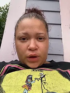 thatgurlred online show from September 2025 11:34:01 PM