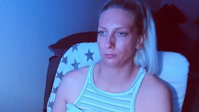 SexyJulia21 online show from June 2026 06:13:02 AM