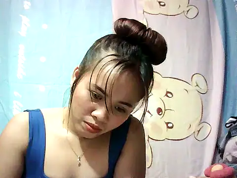 Katrina Summer online show from December 2025 06:39:02 PM