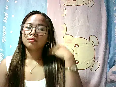 Katrina Summer online show from December 2025 06:34:02 PM