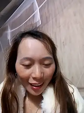 Snapshot of Bianly chatting on November 2025 01:22:01 PM Bianly online show from November 2025 01:22:01 PM