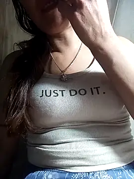 Bianly online show from April 2026 01:13:02 PM