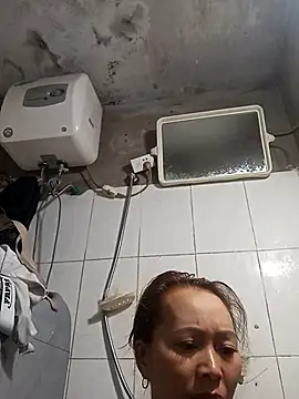 Bianly online show from February 2026 12:03:02 PM