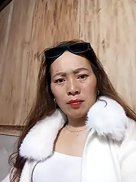 Snapshot of Bianly chatting on December 2025 06:40:01 PM Bianly online show from December 2025 06:40:01 PM