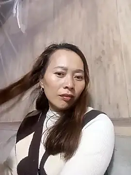 Bianly online show from October 2025 03:59:02 PM