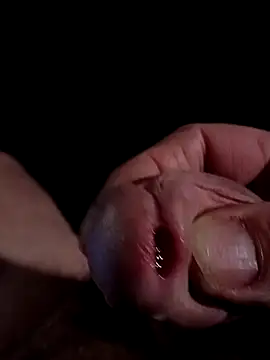 69dagosto online show from November 2025 05:18:01 AM