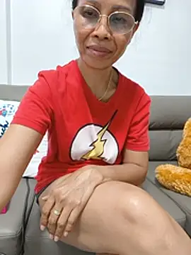 Mama Eva 1 online show from June 2026 10:15:02 AM