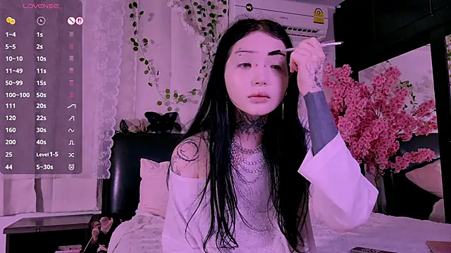 Snapshot of Lein_Bone chatting on October 2025 12:09:01 AM Lein Bone online show from October 2025 12:09:01 AM