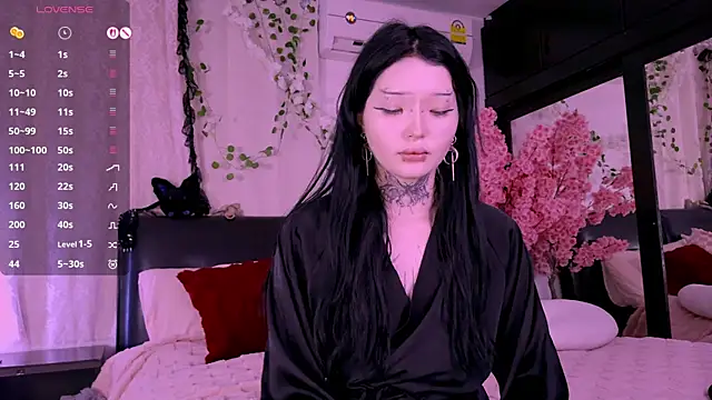 Snapshot of Lein_Bone chatting on November 2025 12:26:01 AM Lein Bone online show from November 2025 12:26:01 AM