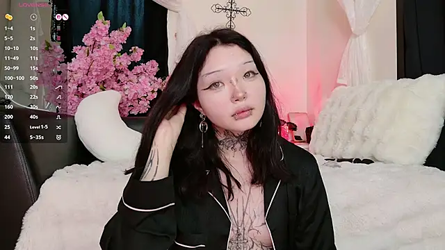 Lein Bone online show from May 2026 12:17:01 AM
