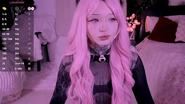 Snapshot of Lein_Bone chatting on December 2025 12:16:01 AM Lein Bone online show from December 2025 12:16:01 AM