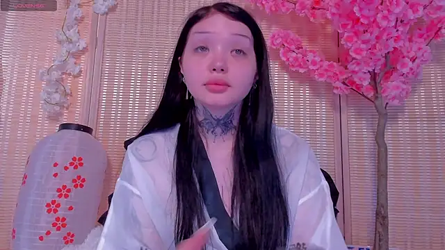Lein Bone online show from September 2025 02:11:01 AM
