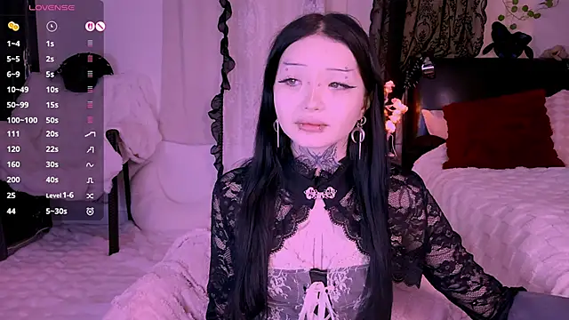 Snapshot of Lein_Bone chatting on December 2025 12:09:02 AM Lein Bone online show from December 2025 12:09:02 AM