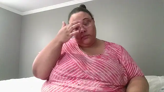 SexyBBW10790 online show from February 2026 03:23:01 PM