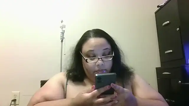 Snapshot of SexyBBW10790 chatting on September 2025 11:11:01 AM SexyBBW10790 online show from September 2025 11:11:01 AM