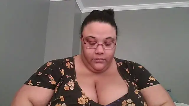 SexyBBW10790 online show from March 2026 02:06:01 PM