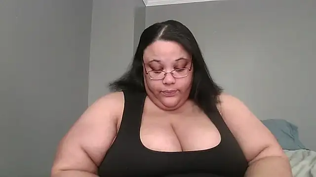 Snapshot of SexyBBW10790 chatting on July 2026 02:07:02 PM SexyBBW10790 online show from July 2026 02:07:02 PM