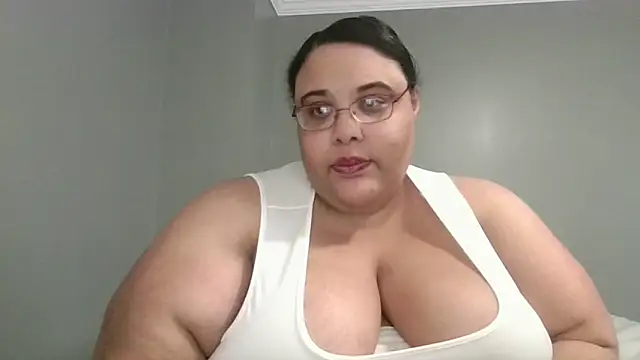 SexyBBW10790 online show from May 2026 02:04:02 PM