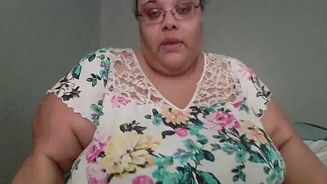 SexyBBW10790 online show from April 2026 02:12:01 PM