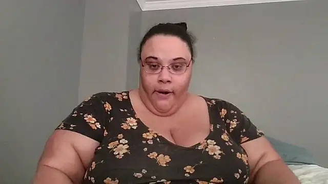 SexyBBW10790 online show from April 2026 02:08:01 PM