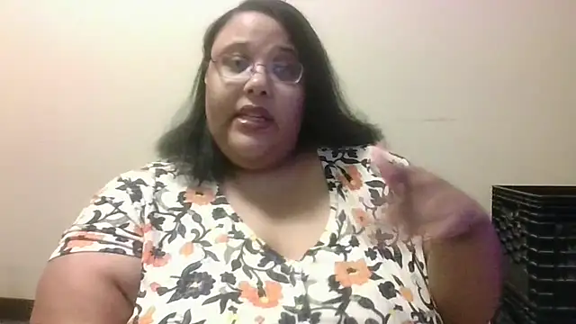 SexyBBW10790 online show from October 2025 11:11:01 PM