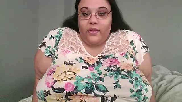 SexyBBW10790 online show from April 2026 02:56:01 PM
