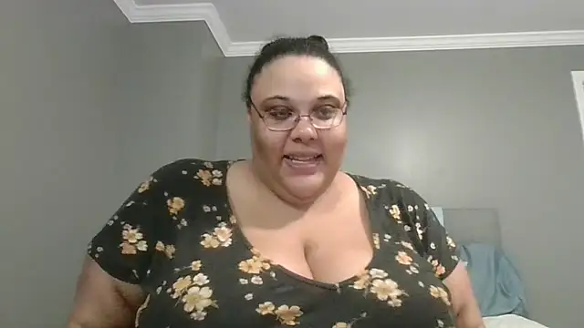 SexyBBW10790 online show from March 2026 12:13:02 PM