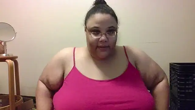 SexyBBW10790 online show from November 2025 02:10:01 PM