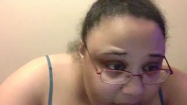 Snapshot of SexyBBW10790 chatting on October 2025 11:16:01 PM SexyBBW10790 online show from October 2025 11:16:01 PM