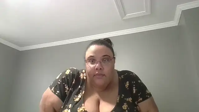 SexyBBW10790 online show from February 2026 03:23:01 PM