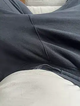 Tri3rer online show from February 2026 08:13:02 AM