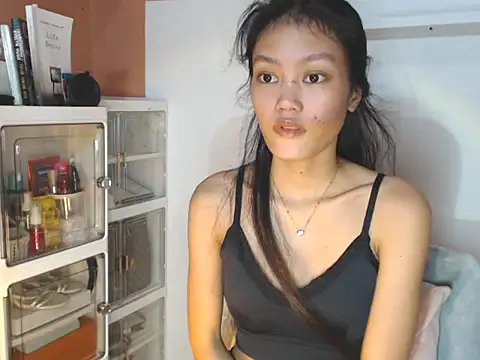 Snapshot of skinny_gracie chatting on July 2026 01:52:02 PM skinny gracie online show from July 2026 01:52:02 PM