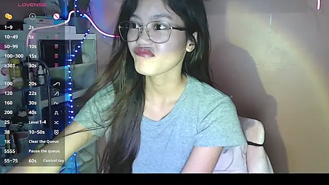 skinny gracie online show from December 2025 09:46:01 AM