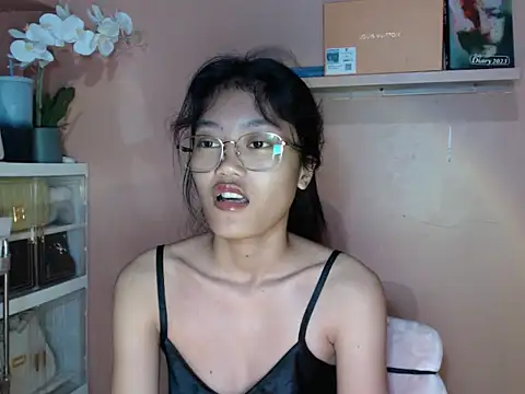 skinny gracie online show from September 2025 02:48:01 AM
