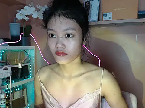 skinny gracie online show from October 2025 09:46:02 PM