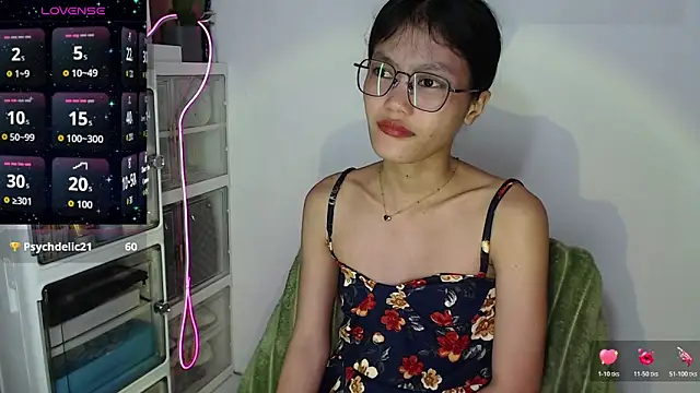 skinny gracie online show from April 2026 12:29:02 PM