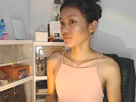 Snapshot of skinny_gracie chatting on July 2026 12:22:02 AM skinny gracie online show from July 2026 12:22:02 AM