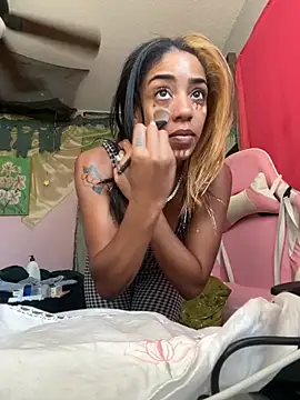 Odinaniix online show from October 2025 02:43:02 PM