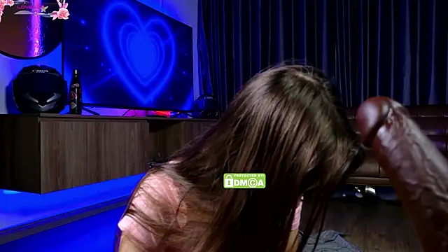 laxyflaxyy online show from November 2025 02:01:03 AM