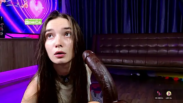 laxyflaxyy online show from November 2025 02:06:01 PM