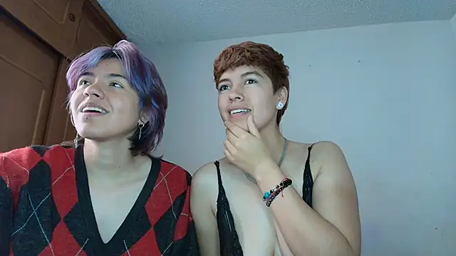 Zafira  Raven online show from November 2025 12:31:01 PM