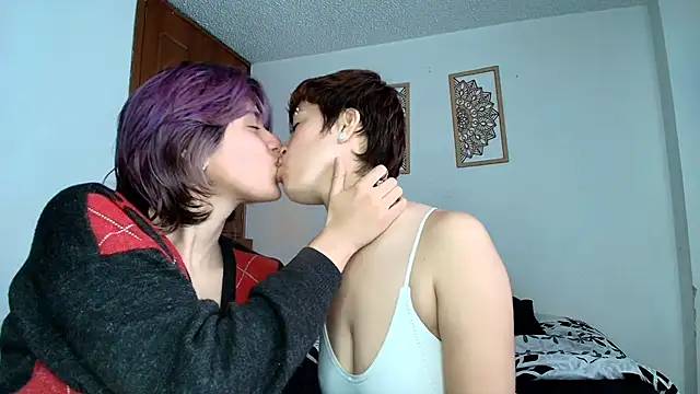 Zafira  Raven online show from February 2026 04:03:02 PM