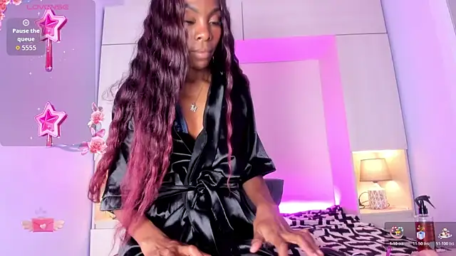 JoyceBlake online show from November 2025 08:25:02 AM