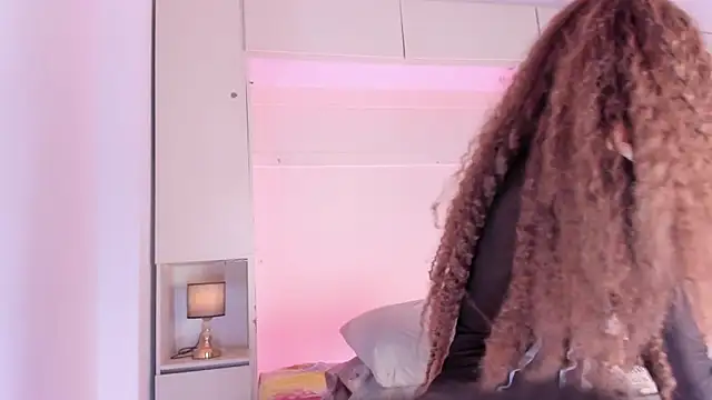 JoyceBlake online show from February 2026 08:15:01 PM